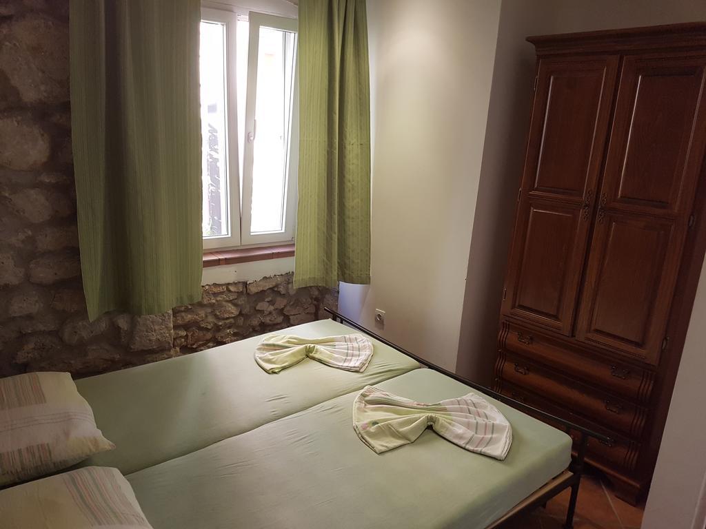 Apartments Mirela กราดัซ ภายนอก รูปภาพ